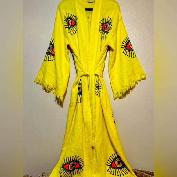 🔴SOLD LOCALLY🔴 YELLOW EVIL EYE LONG KAFTAN/KIMONO! NWT - Picture 3 of 9